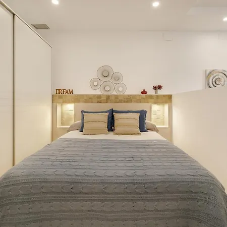 Apartment Naypa With Free Parking Cadiz